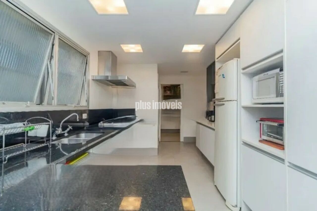 Apartamento à venda com 3 quartos, 207m² - Foto 8