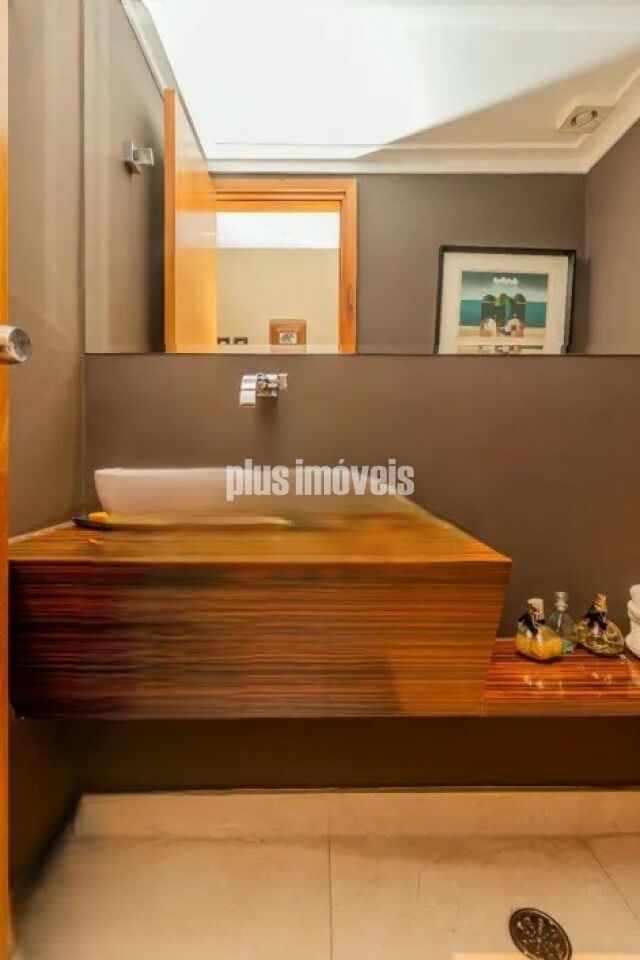 Apartamento à venda com 3 quartos, 207m² - Foto 11
