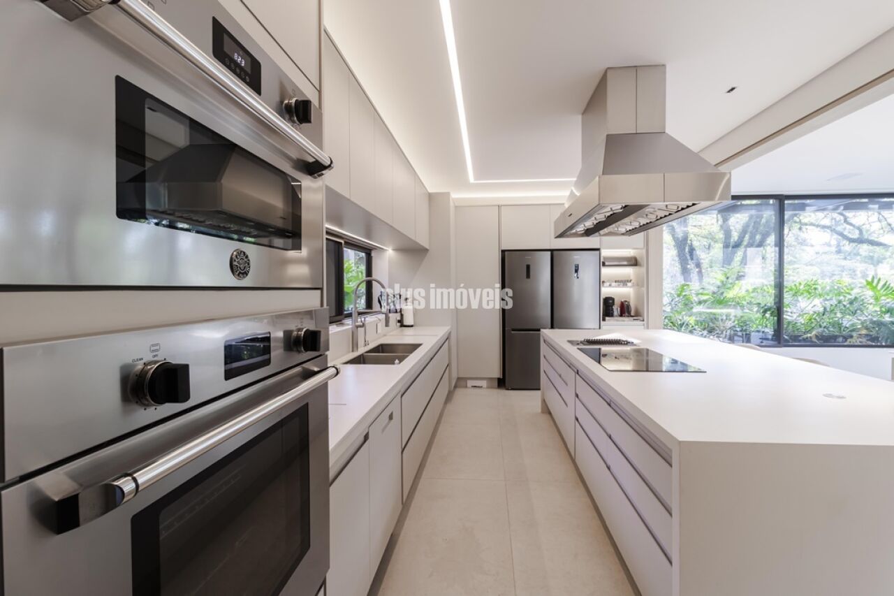 Casa à venda com 3 quartos, 550m² - Foto 26