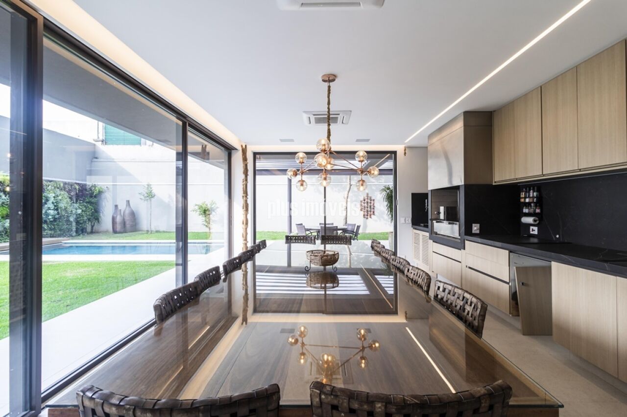 Casa à venda com 3 quartos, 550m² - Foto 28