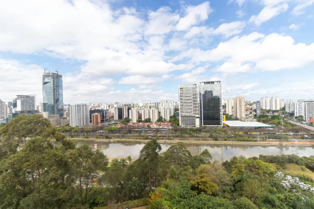 Apartamento à venda com 3 quartos, 251m² - Foto 17