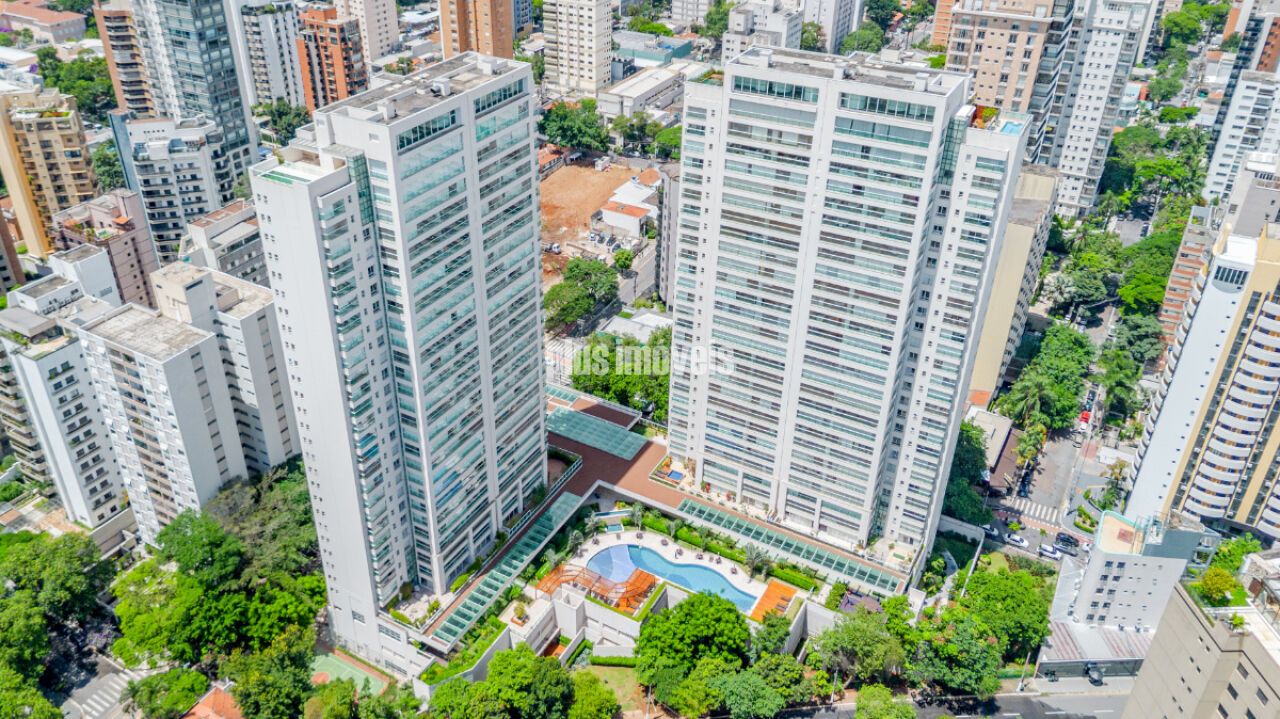 Apartamento, 3 quartos, 335 m² - Foto 1