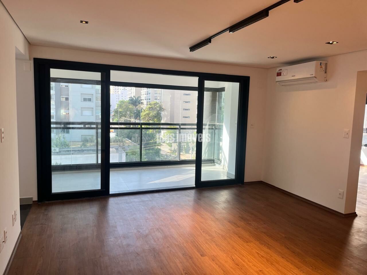 Apartamento, 1 quarto, 79 m² - Foto 1
