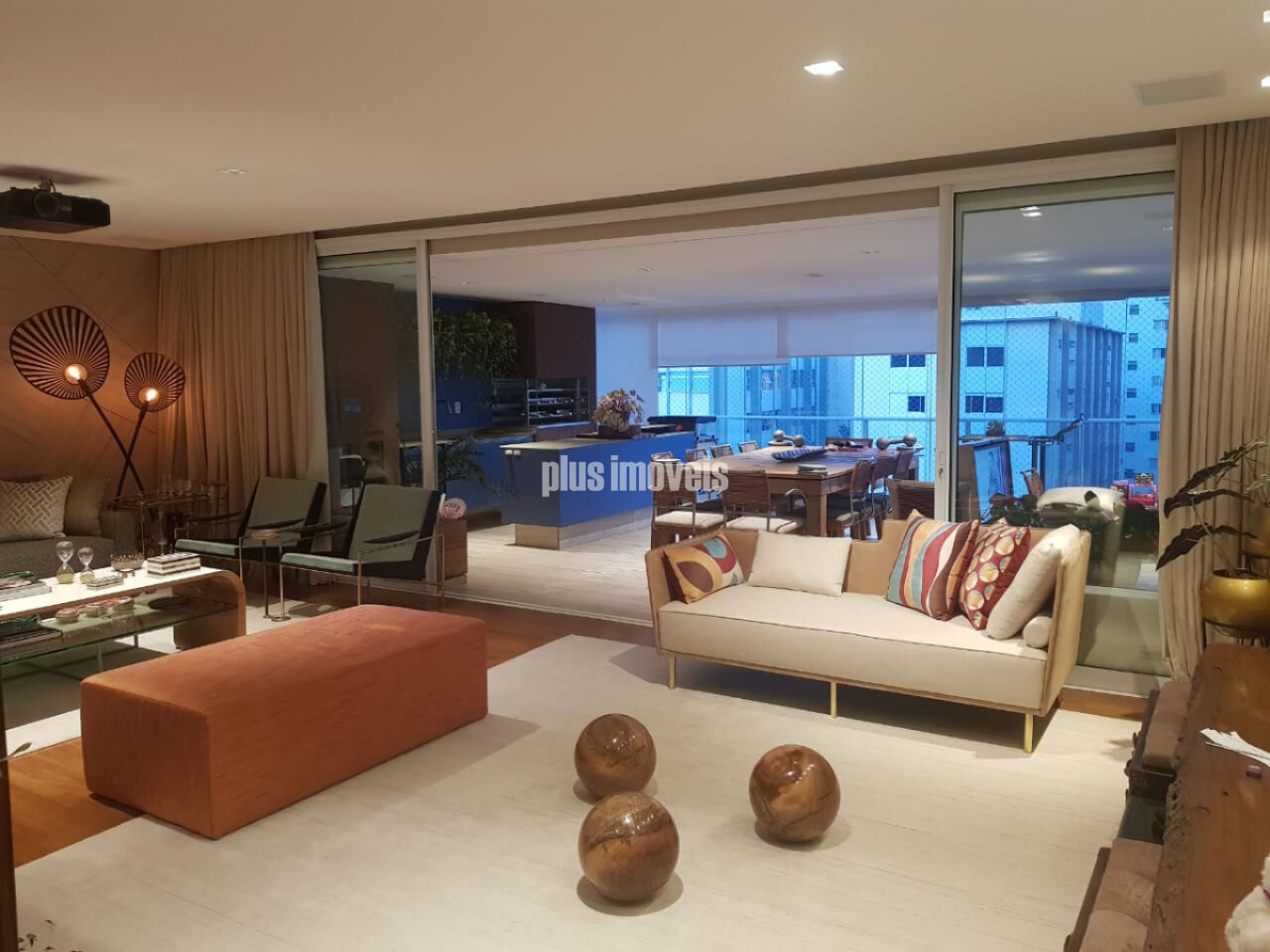 Apartamento, 4 quartos, 290 m² - Foto 1