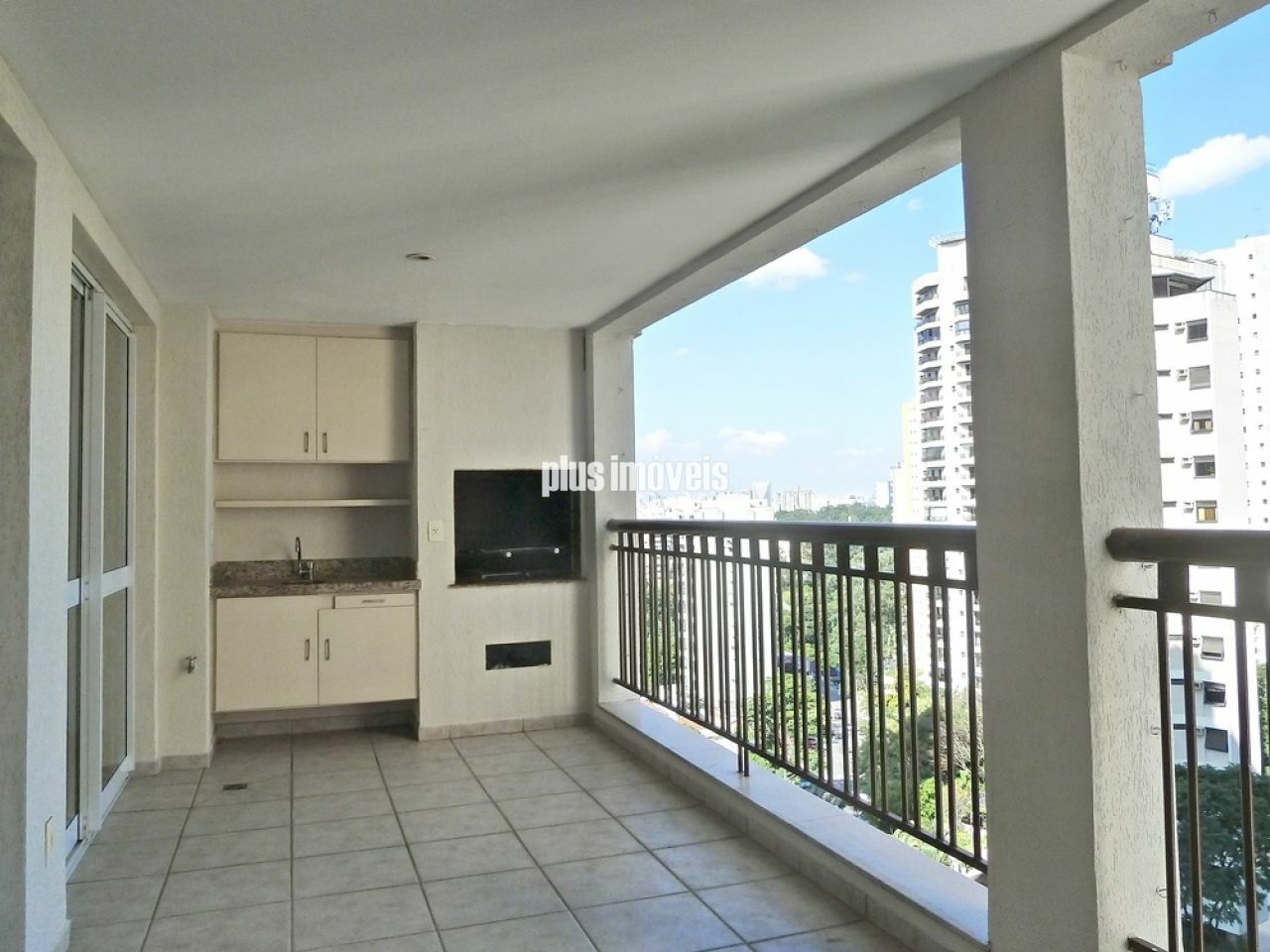 Apartamento, 3 quartos, 131 m² - Foto 2