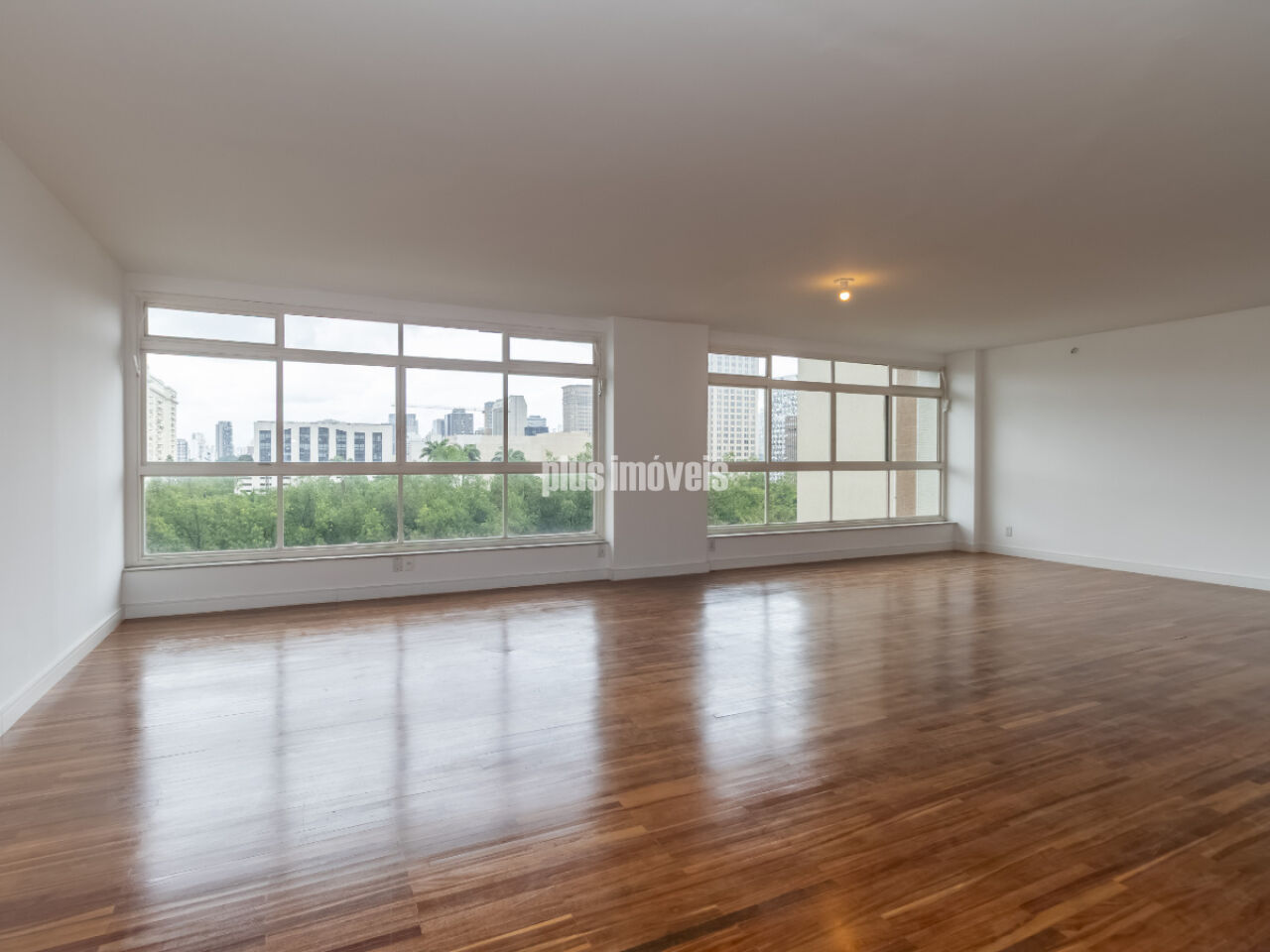 Apartamento, 3 quartos, 234 m² - Foto 2