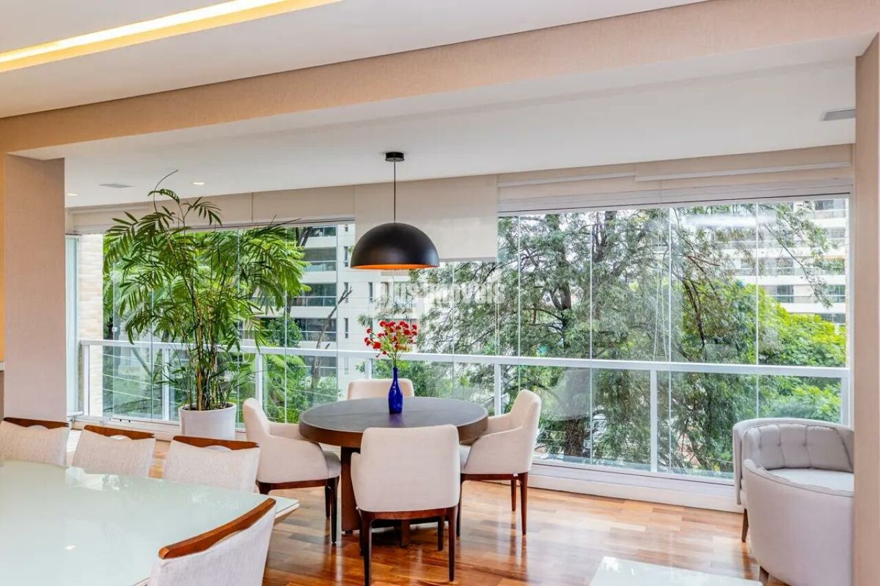 Apartamento, 3 quartos, 242 m² - Foto 11