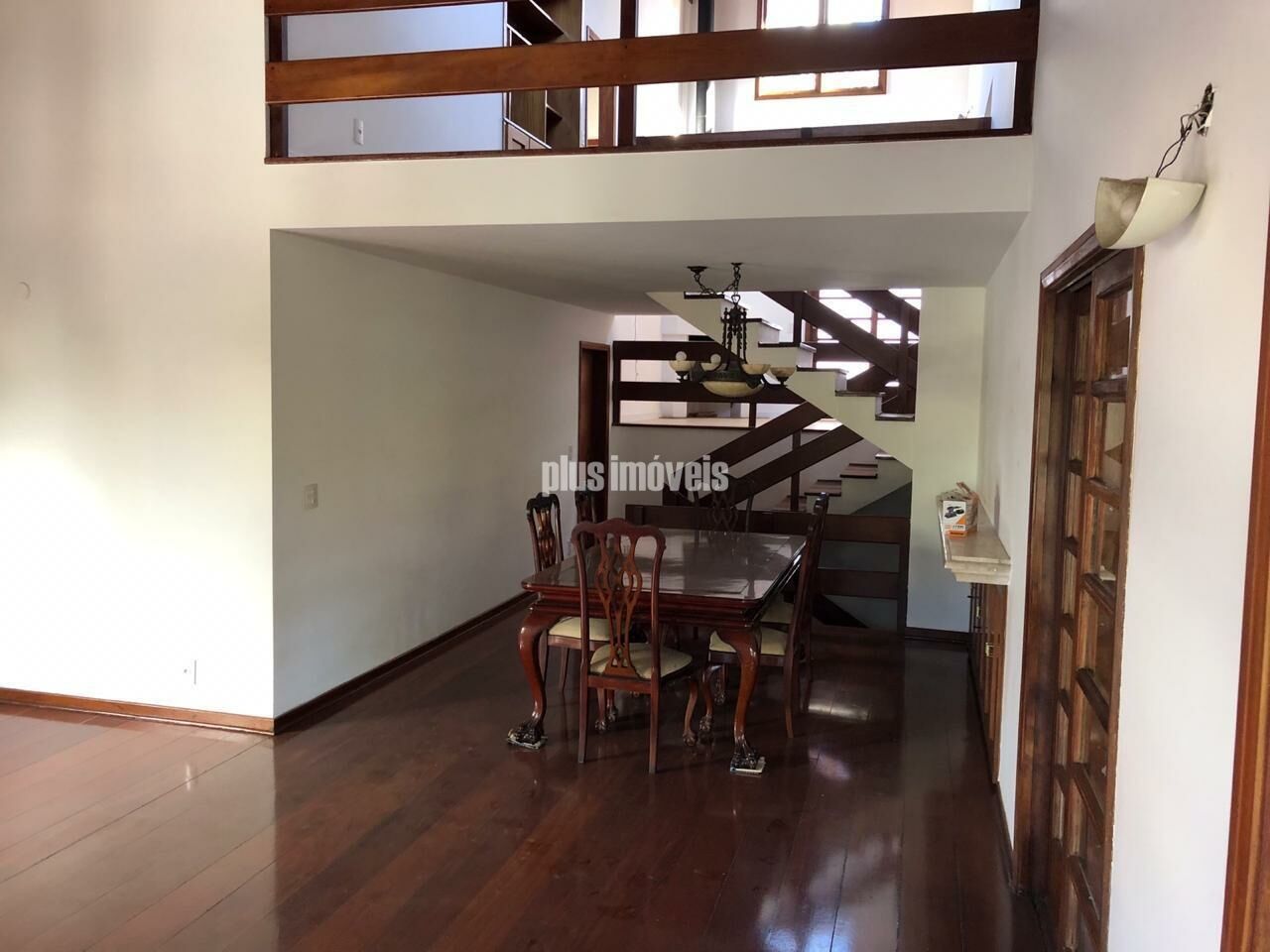 Casa, 3 quartos, 380 m² - Foto 1