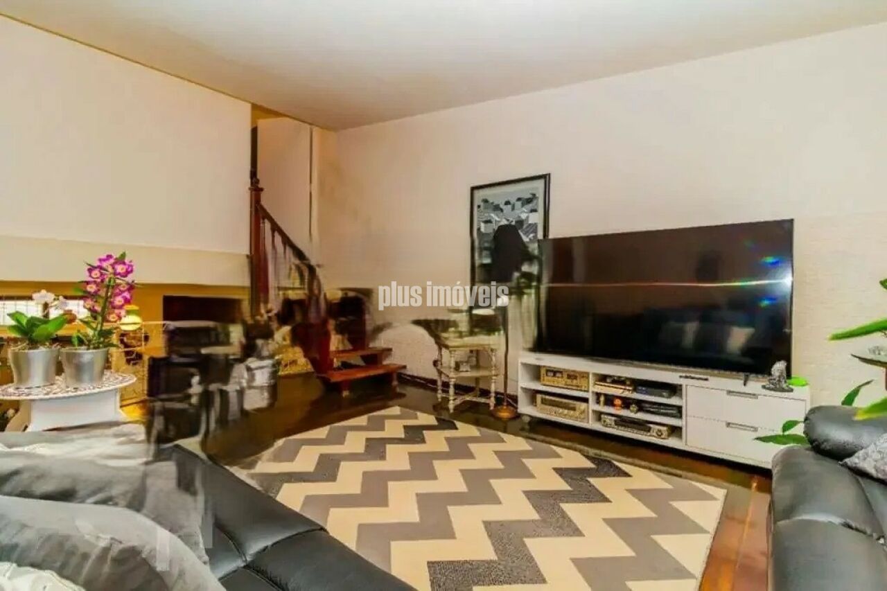 Casa, 4 quartos, 280 m² - Foto 1