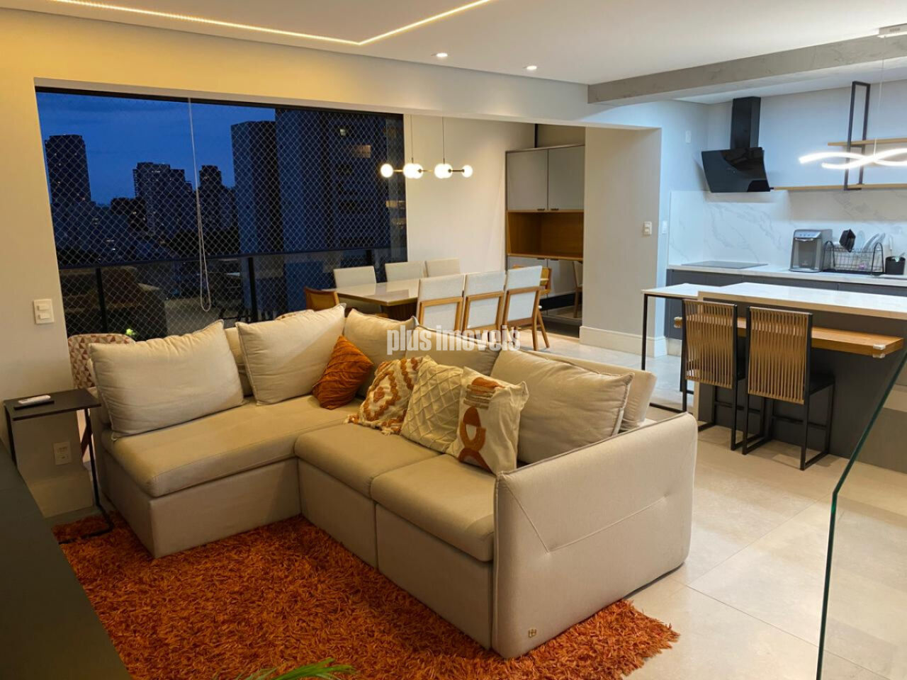 Apartamento, 3 quartos, 240 m² - Foto 1
