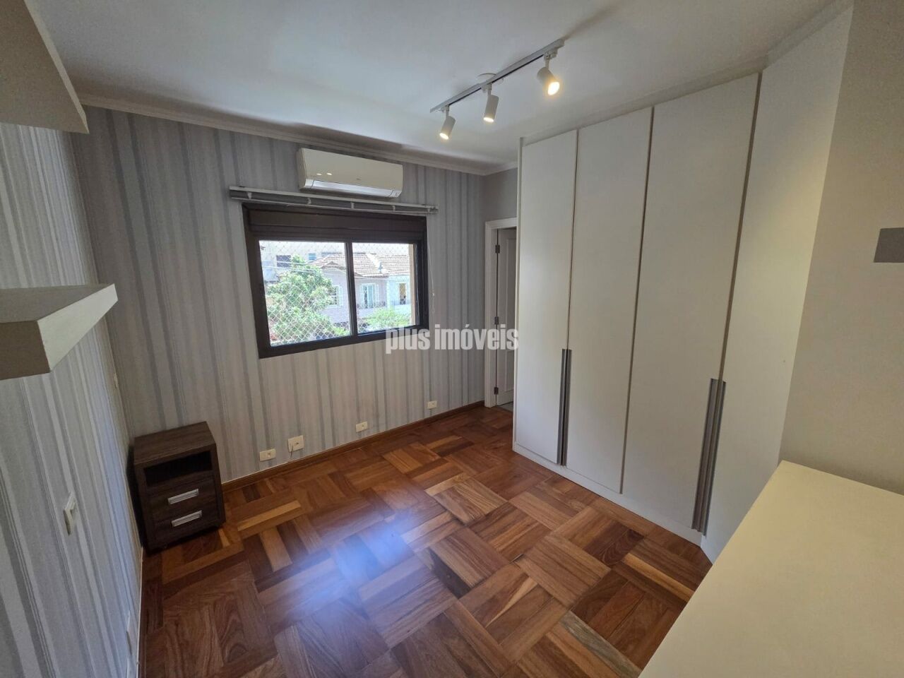 Apartamento, 4 quartos, 215 m² - Foto 11