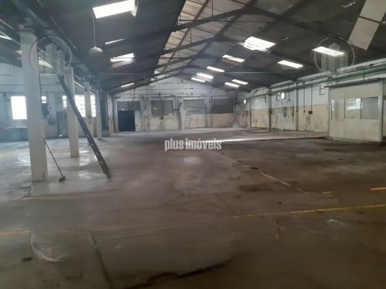 Depósito-Galpão, 2827 m² - Foto 2