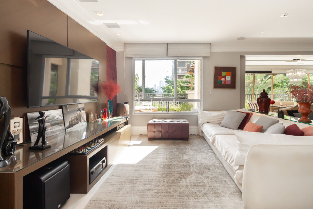 Apartamento, 4 quartos, 246 m² - Foto 2