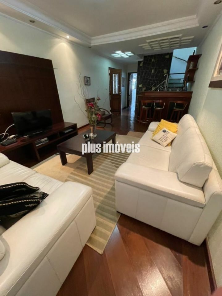 Casa, 4 quartos, 222 m² - Foto 1