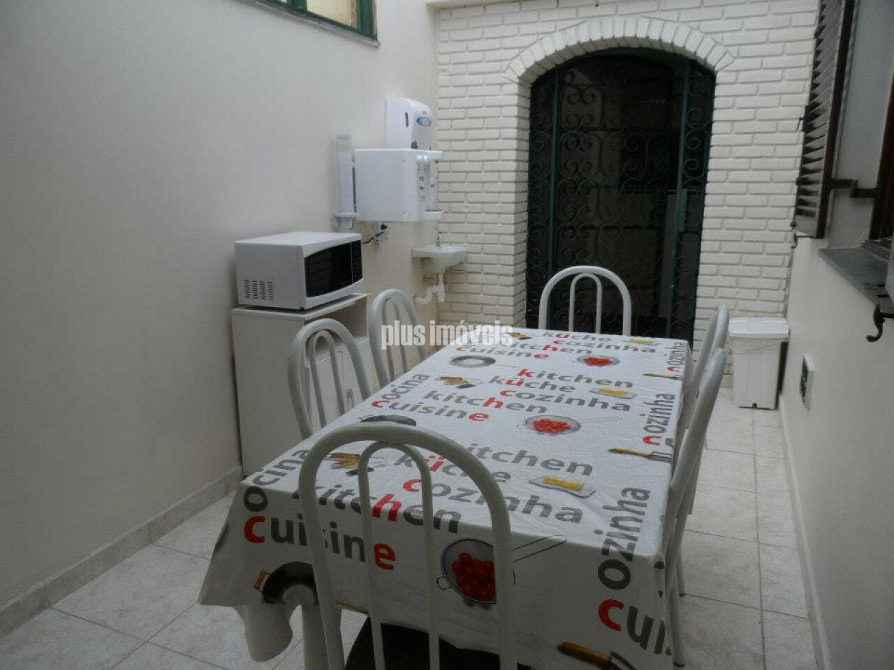 Casa, 1 quarto, 280 m² - Foto 1