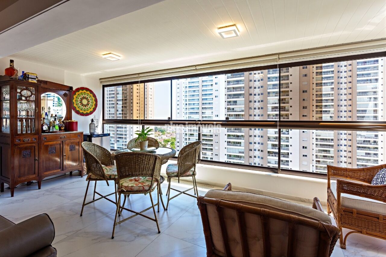 Apartamento, 4 quartos, 195 m² - Foto 2