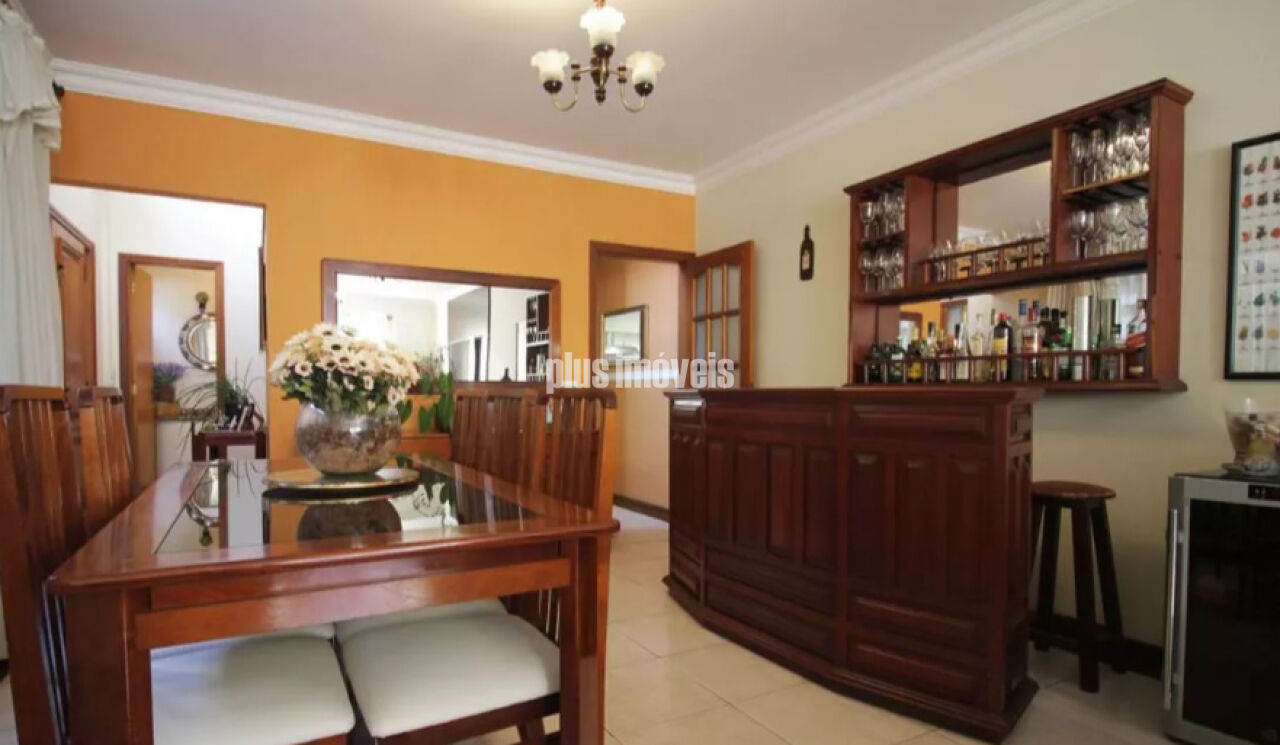 Casa, 4 quartos, 205 m² - Foto 2