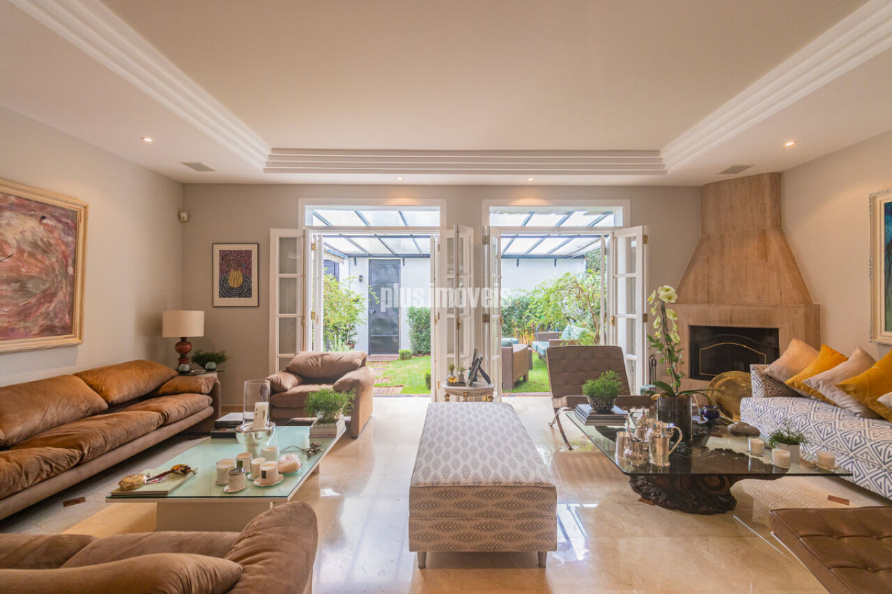 Casa, 4 quartos, 347 m² - Foto 2