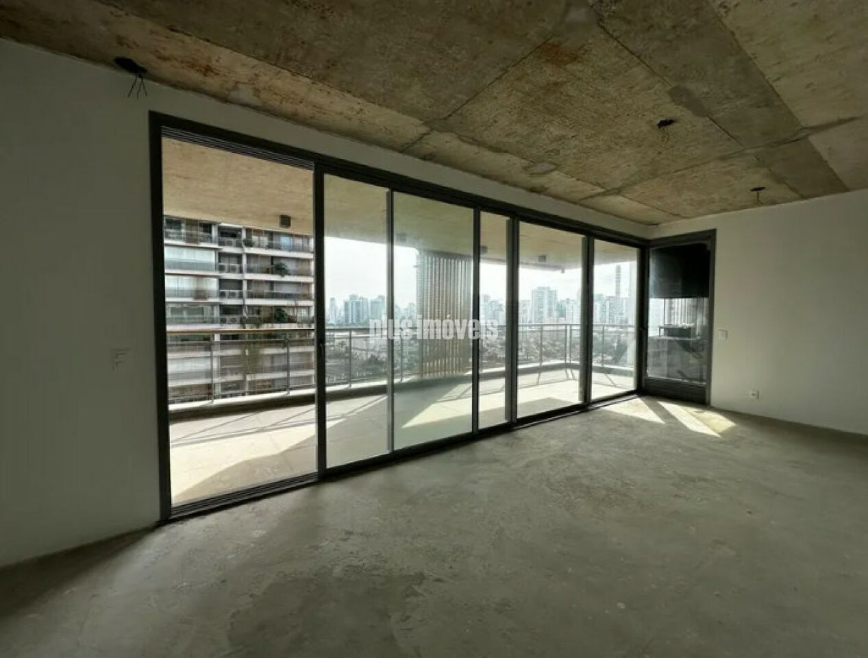 Apartamento, 3 quartos, 167 m² - Foto 2