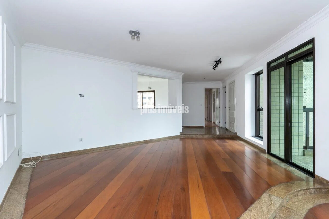 Apartamento, 3 quartos, 184 m² - Foto 1