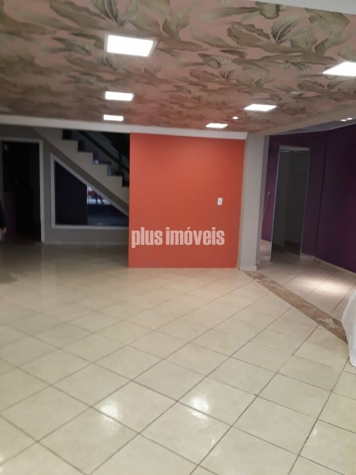 Casa Comercial à venda com 1 quarto, 190m² - Foto 2
