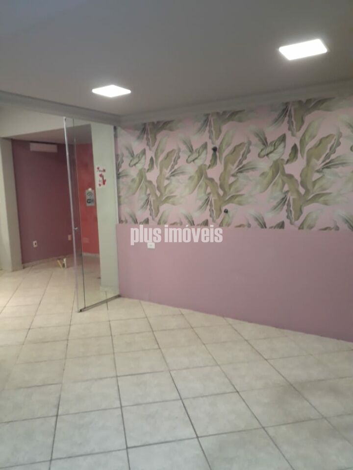 Casa Comercial à venda com 1 quarto, 190m² - Foto 3