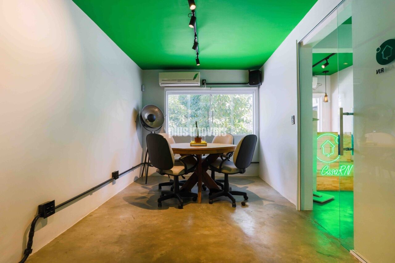 Casa, 10 quartos, 265 m² - Foto 2