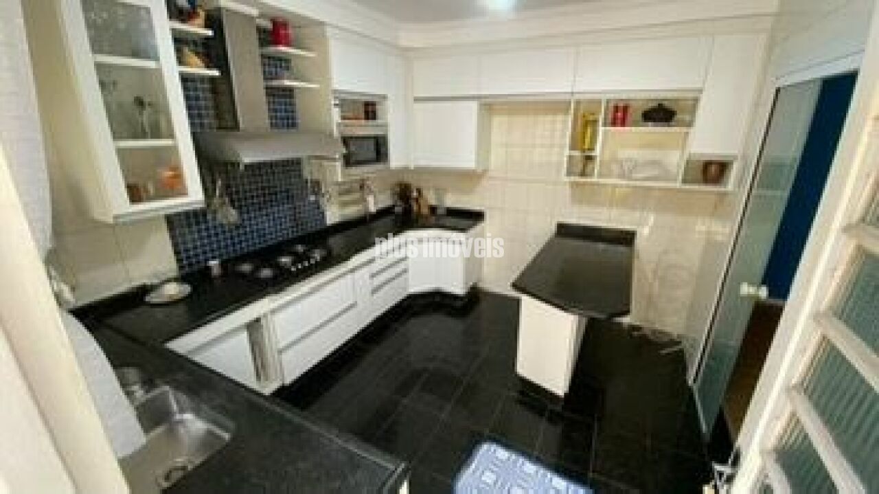 Casa, 3 quartos, 200 m² - Foto 13