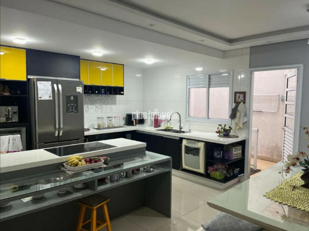 Casa, 3 quartos, 200 m² - Foto 1