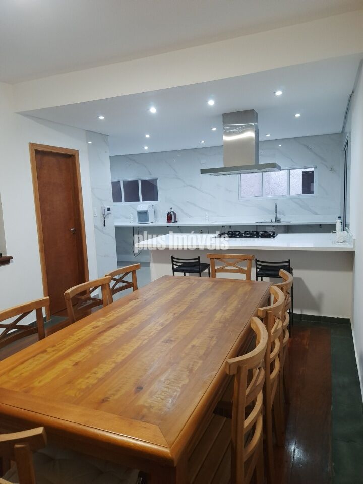 Casa, 3 quartos, 250 m² - Foto 1