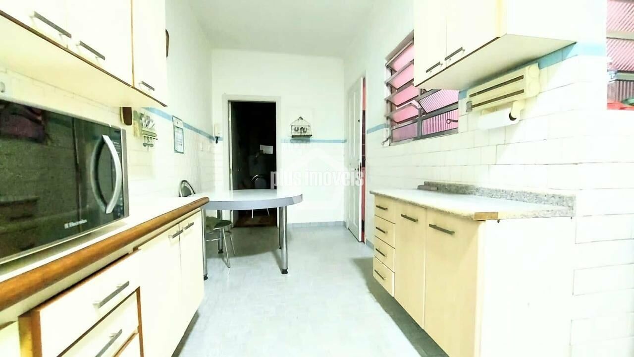 Casa, 3 quartos, 225 m² - Foto 15
