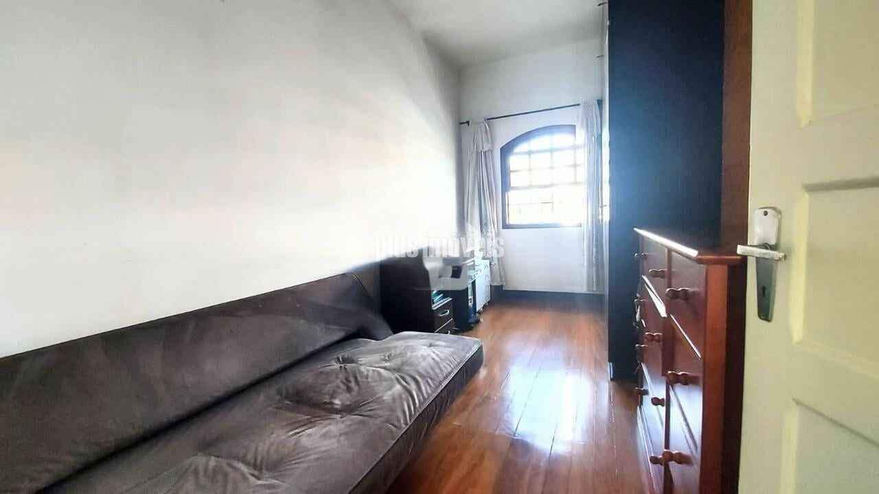Casa, 3 quartos, 225 m² - Foto 11