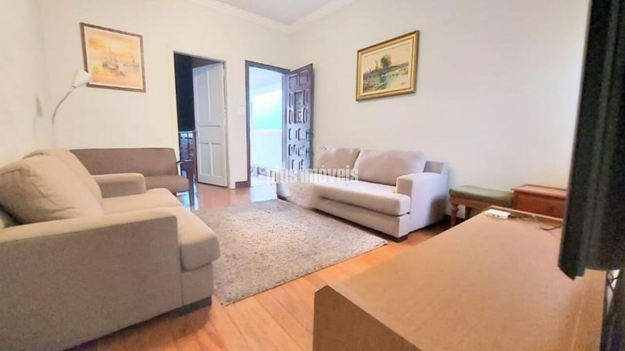 Casa, 3 quartos, 225 m² - Foto 1