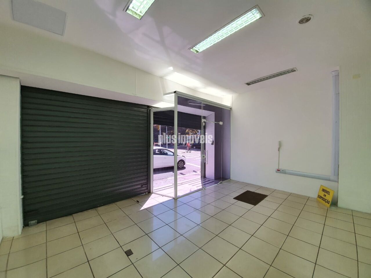 Loja-Salão, 400 m² - Foto 1