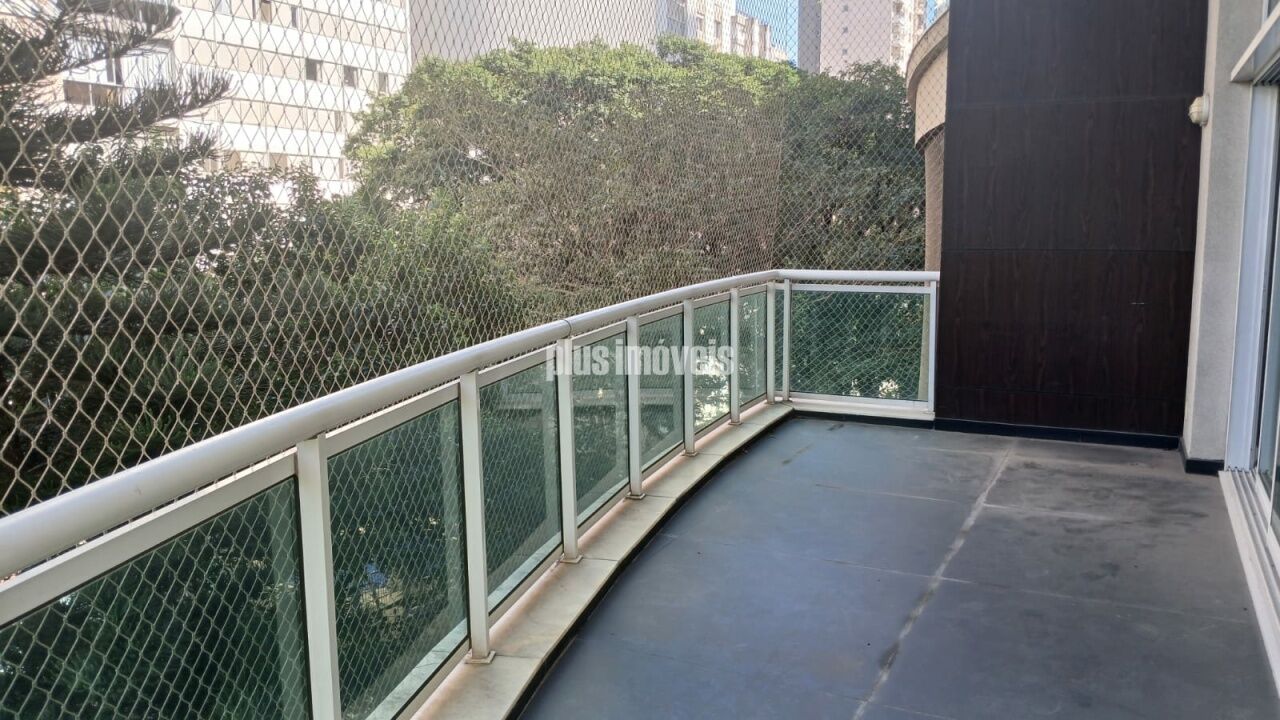 Apartamento, 3 quartos, 250 m² - Foto 1