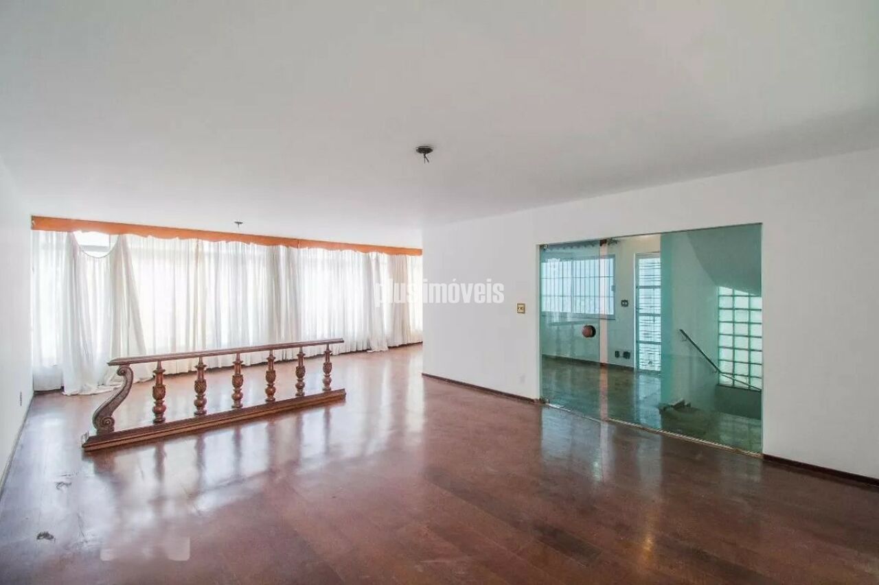 Casa, 3 quartos, 365 m² - Foto 1