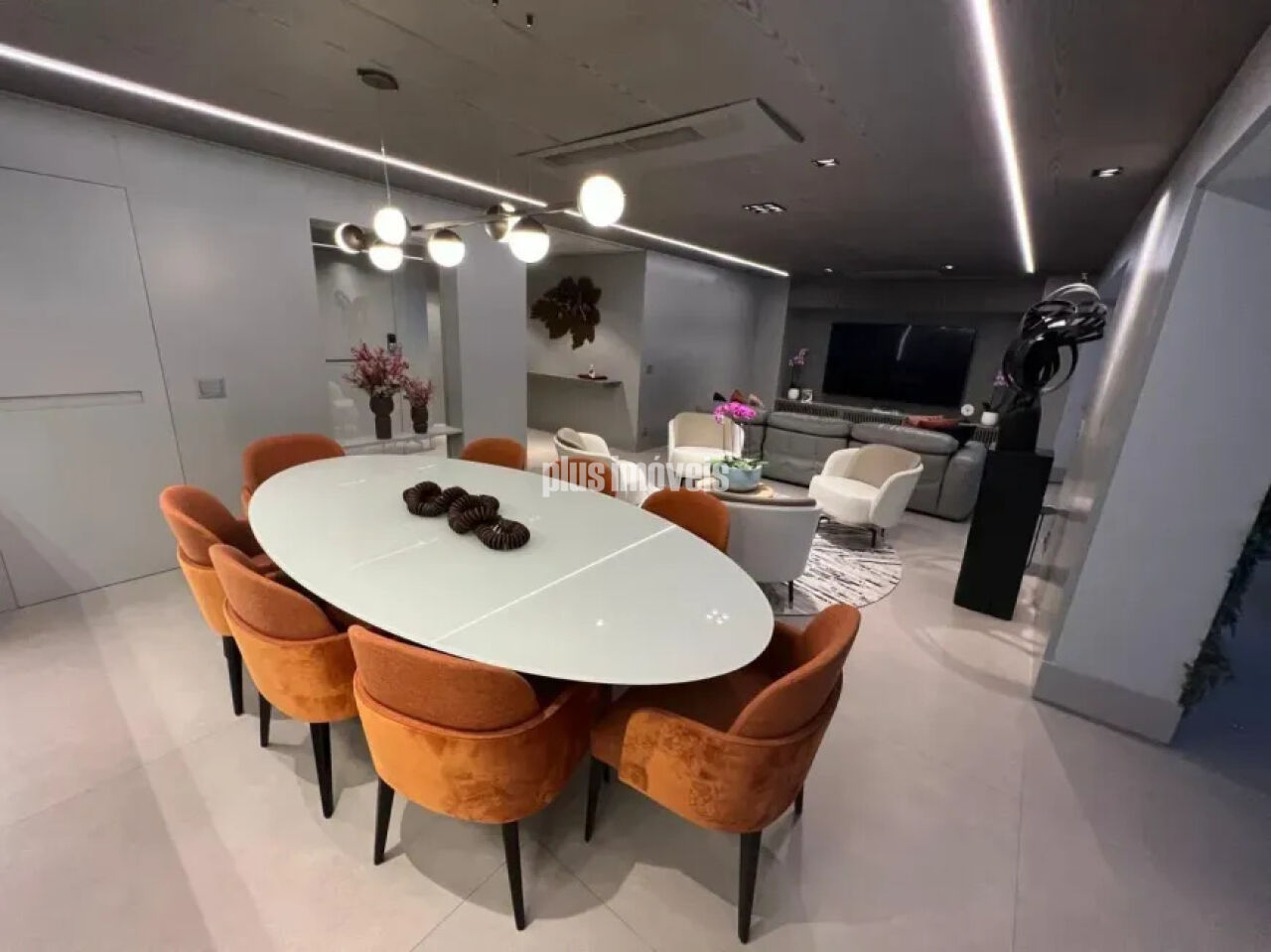 Apartamento, 3 quartos, 215 m² - Foto 1