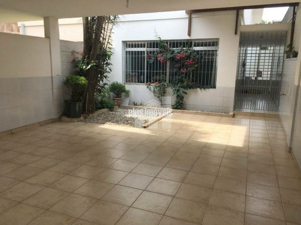 Casa, 3 quartos, 210 m² - Foto 2