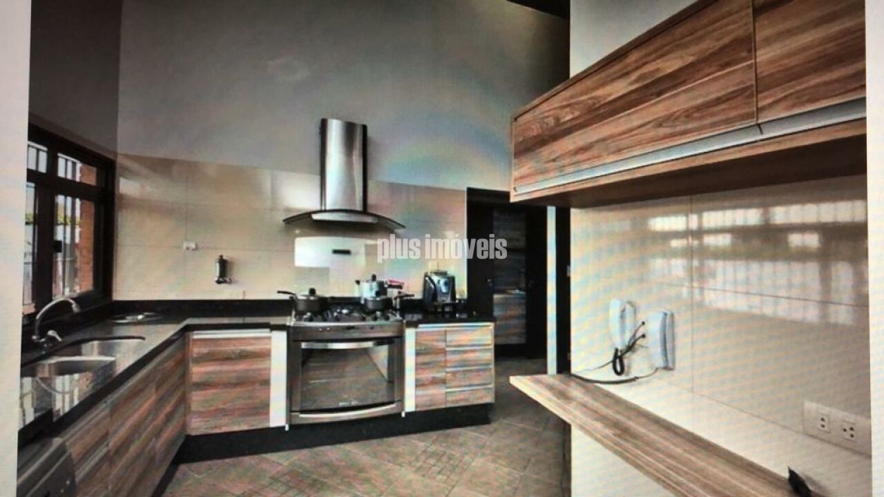Casa à venda com 3 quartos, 600m² - Foto 2