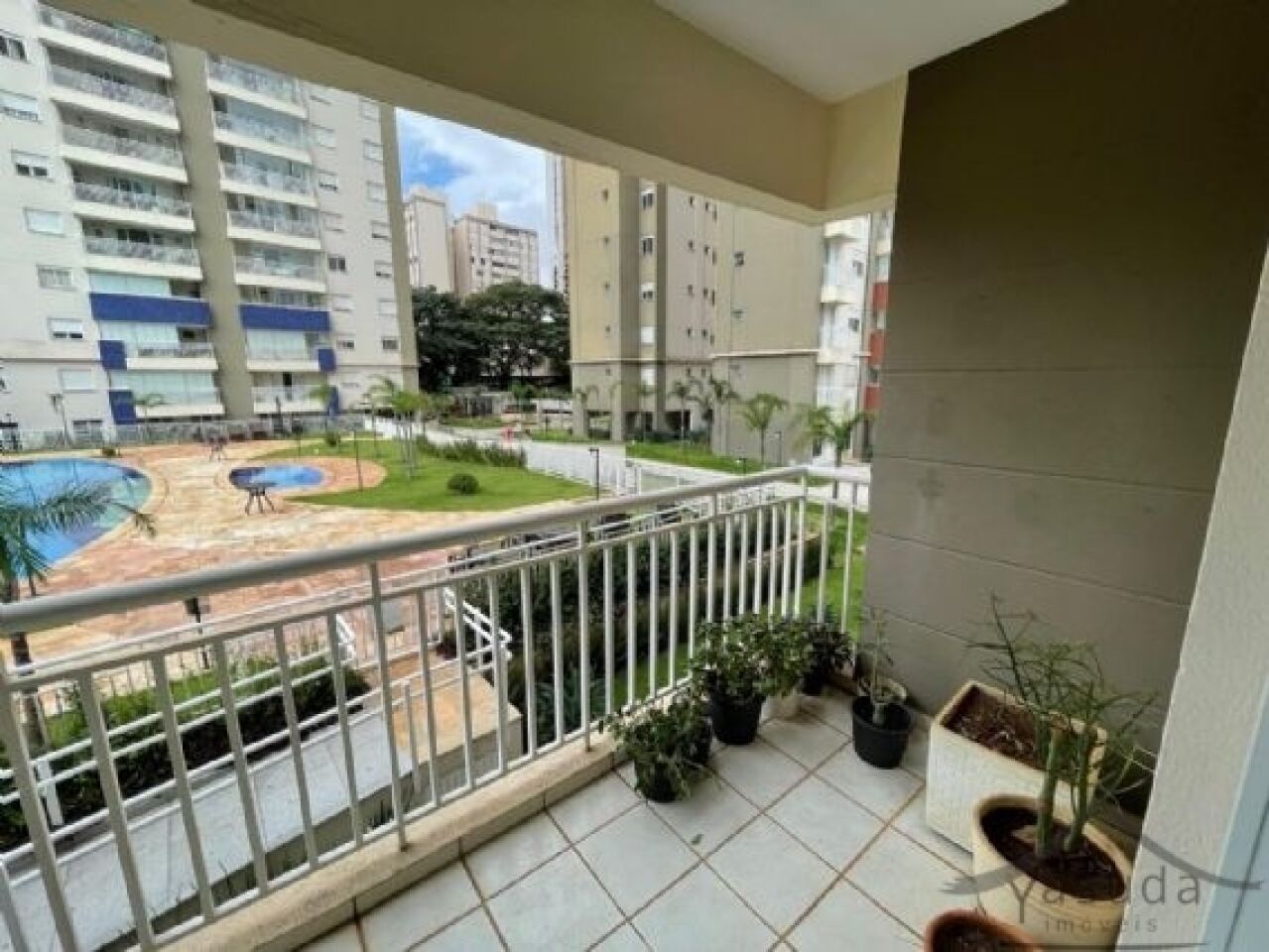 Apartamento para Locação - Vila Gumercindo