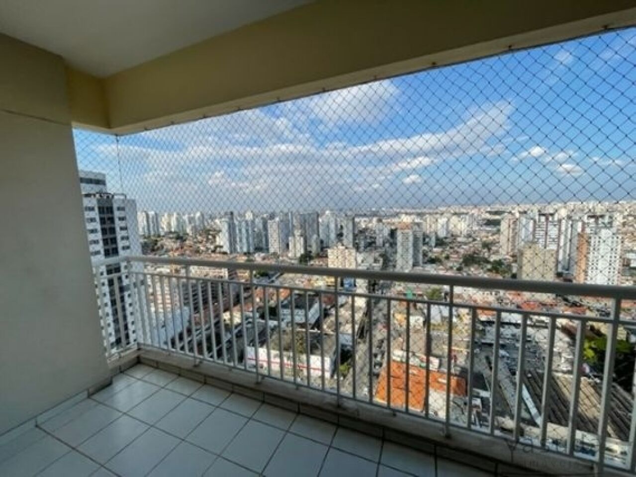 Apartamento para Venda - Vila Gumercindo