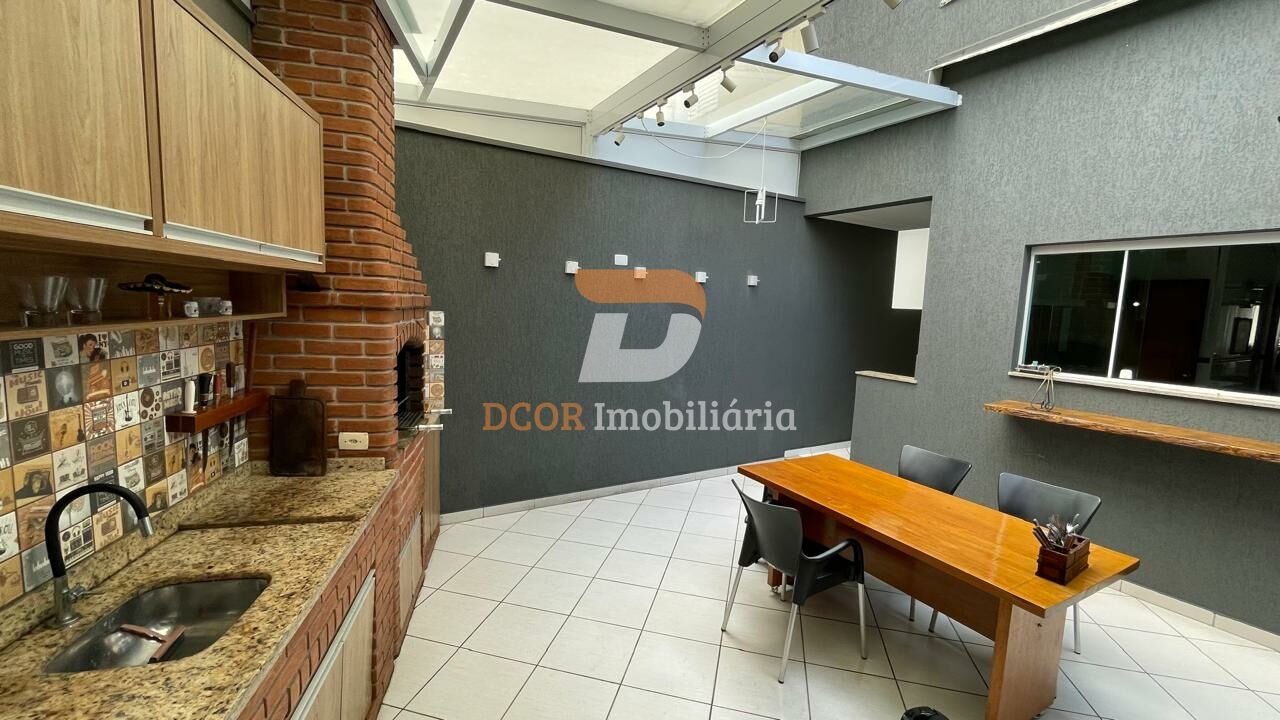 Sobrado para Venda - Centro