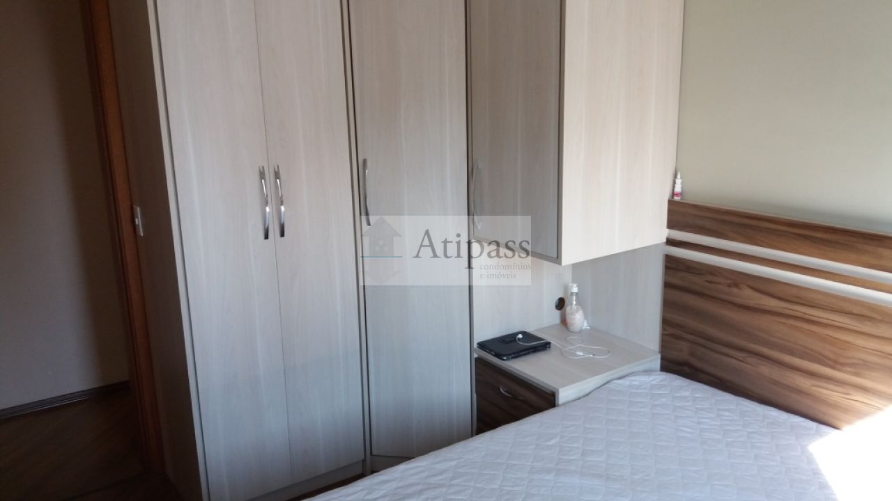 DORMITÓRIO CASAL COM ARMÁRIO
