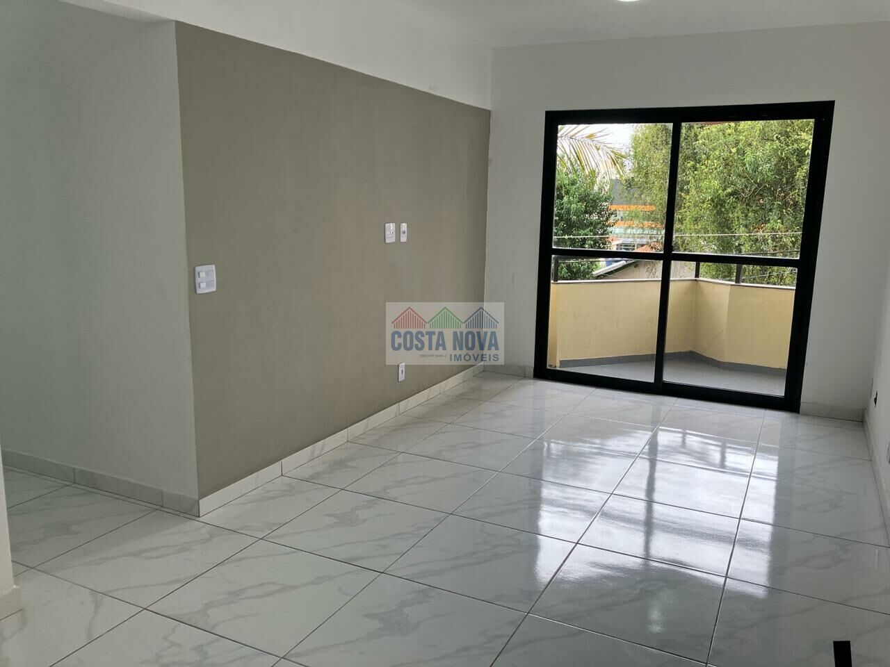 Apartamento para Venda - Santa Teresinha
