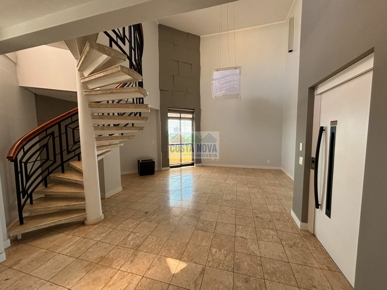 Duplex Cobertura para Venda - Centro