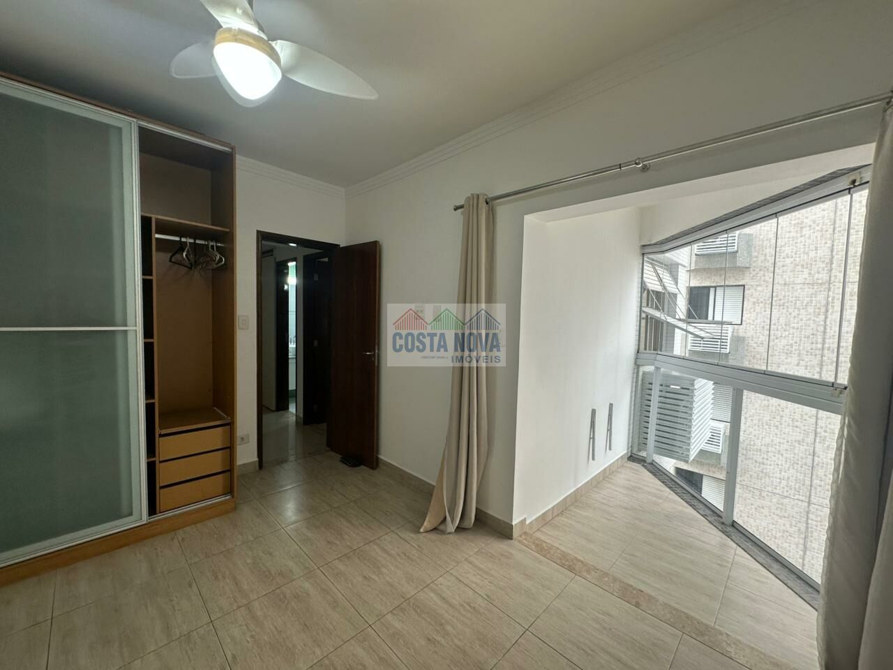 Apartamento, 4 quartos, 220 m² - Foto 2