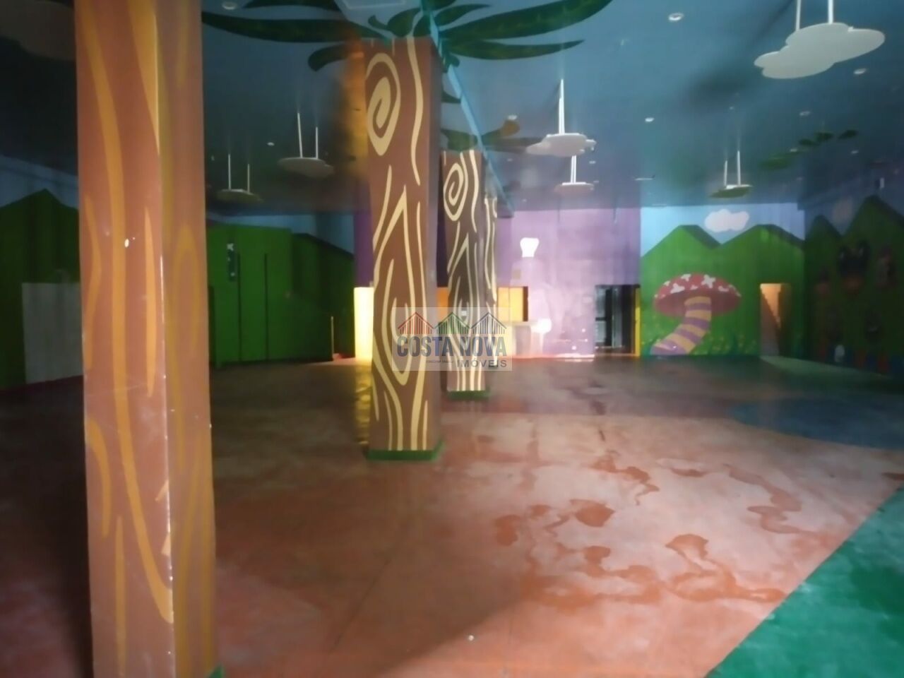 Imóvel Comercial para Locação - Vila Mathias