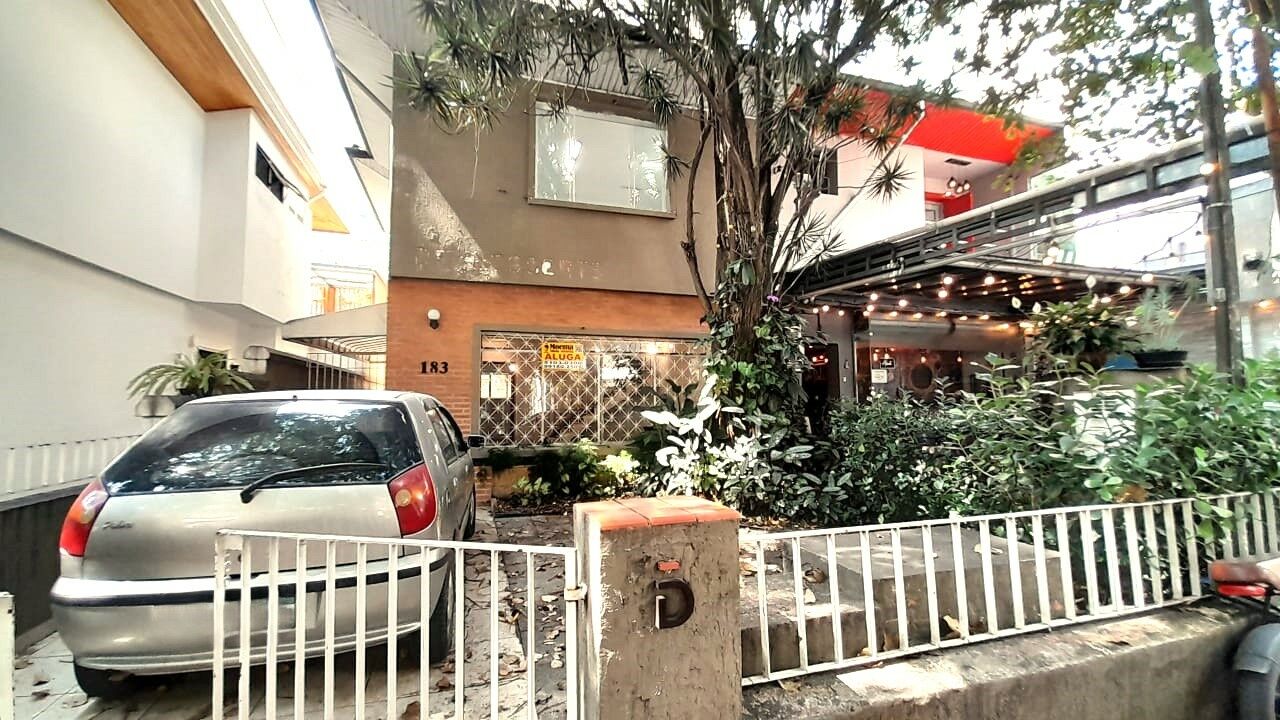 Sobrado para Locação - MOEMA