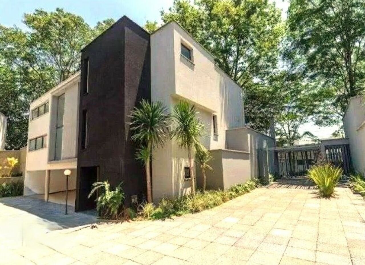 Sobrado para Venda - JARDIM CORDEIRO