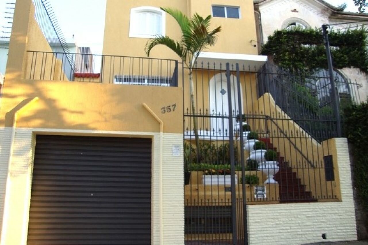 Sobrado para Locação - ACLIMAÇÃO